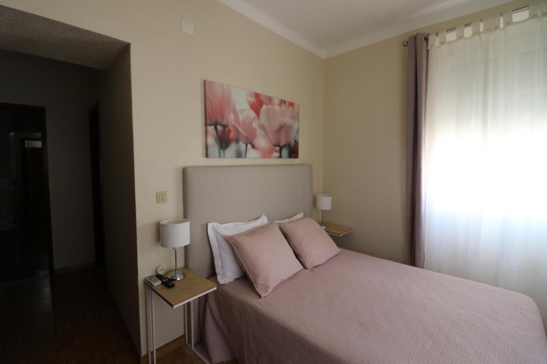 Residencial Miguel Jose Hotel Estremoz Exterior photo